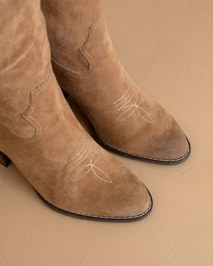The Roxanne | Latte Knee High Western Bucket Boot