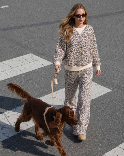 LEOPARD BOXY V-INSERT LONG SLEEVE KNIT TOP