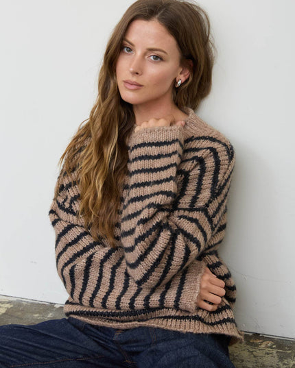 STRIPE ROLLED EDGE DETAIL LONG SLEEVE KNIT SWEATER