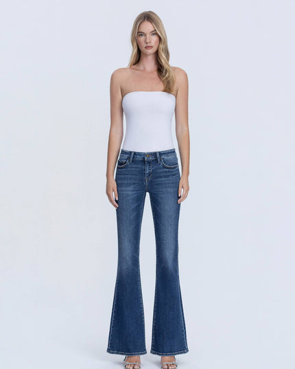 LOW RISE DARK WASH FULL LENGTH EASY FLARE JEANS F6386