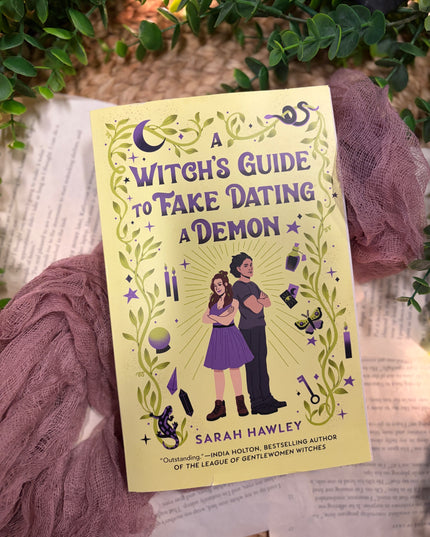 A Witch's Guide to Fake Dating a Demon