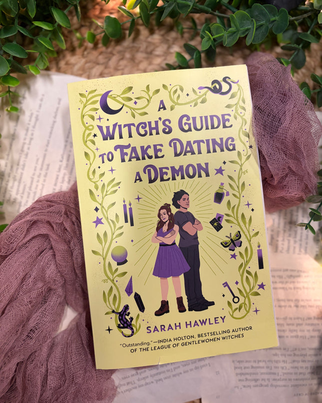 A Witch's Guide to Fake Dating a Demon