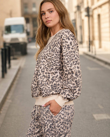 LEOPARD BOXY V-INSERT LONG SLEEVE KNIT TOP