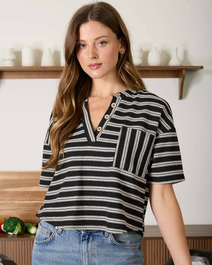 STRIPE SHORT SLEEVE BOXY HENLEY KNIT TOP