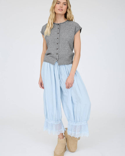 RAW EDGE SLEEVELESS LIGHTWEIGHT CARDIGAN