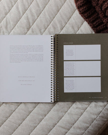 Grace in Every Season Spiral Bible Study