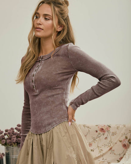 WASHED LONG SLEEVE RIBBED HENLEY KNIT TOP