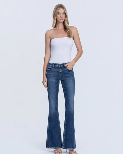 LOW RISE DARK WASH FULL LENGTH EASY FLARE JEANS F6386
