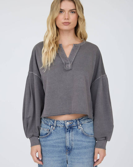 NOTCH NECK BOXY LONG SLEEVE KNIT CROP TOP
