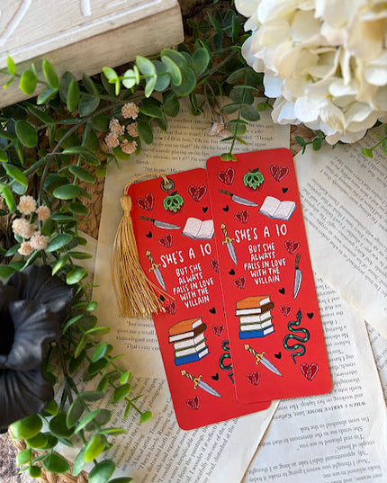 She's a 10, But She Falls in Love with the Villain Bookmark