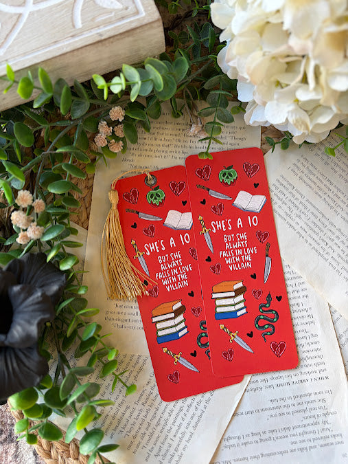 She's a 10, But She Falls in Love with the Villain Bookmark