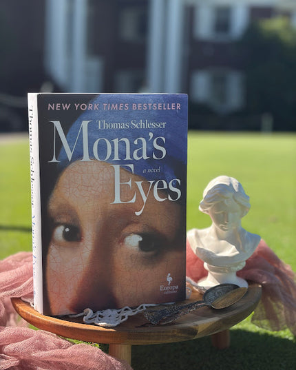 Mona's Eyes