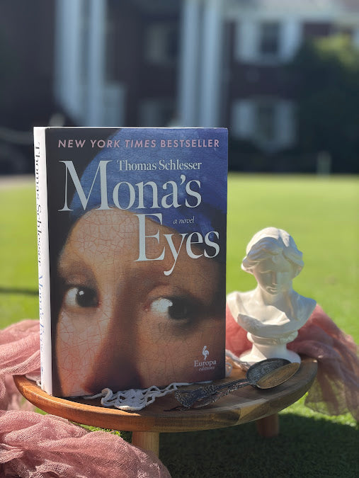 Mona's Eyes