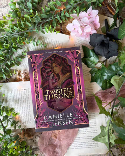 The Twisted Throne (The Bridge Kingdom Series #5)
