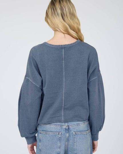 NOTCH NECK BOXY LONG SLEEVE KNIT CROP TOP