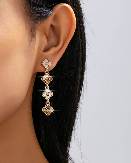 Graduated Clover Rhinestone Dangle Drop Earrings | 80E62642