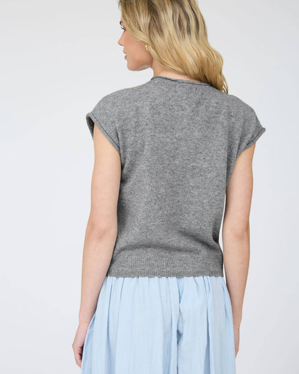 RAW EDGE SLEEVELESS LIGHTWEIGHT CARDIGAN