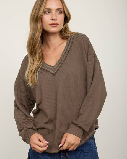 RAW EDGE V-NECK LONG SLEEVE TEXTURED KNIT TOP
