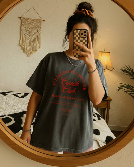 THE COUCH CLUB GRAPHIC TEE